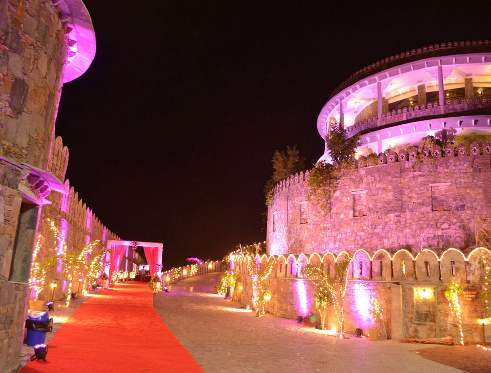 Hotel The Amargarh à Udaipur Extérieur photo