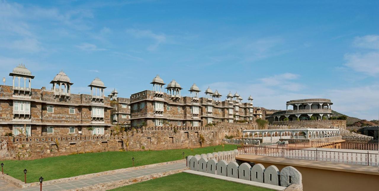 Hotel The Amargarh à Udaipur Extérieur photo